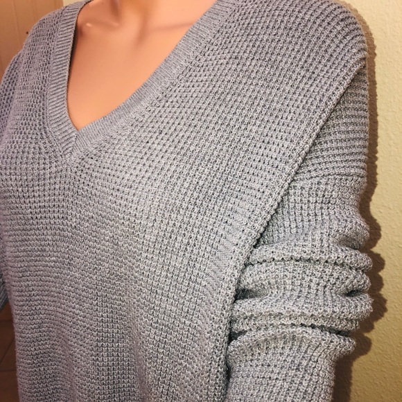 Michael Kors V Neck Slouchy Sweater - Picture 3 of 13